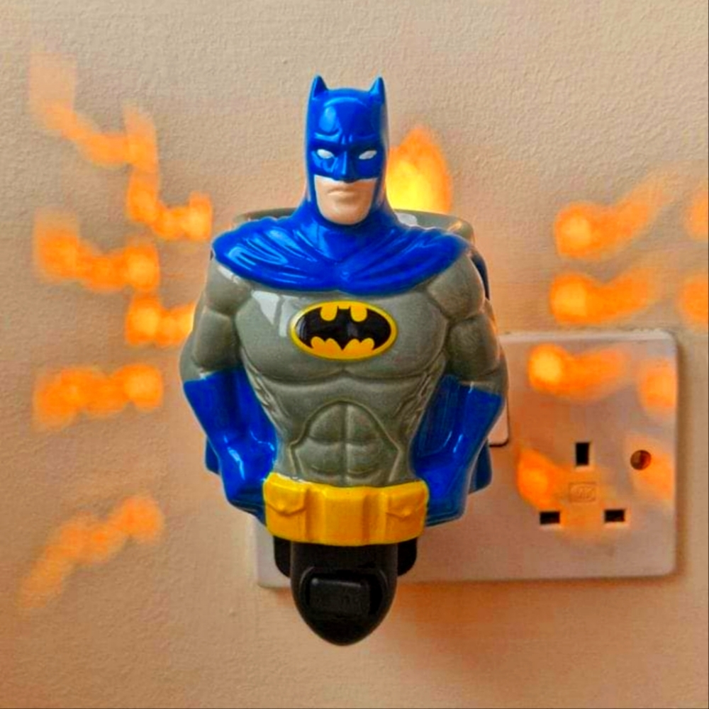 Batman mini scentsy warmer